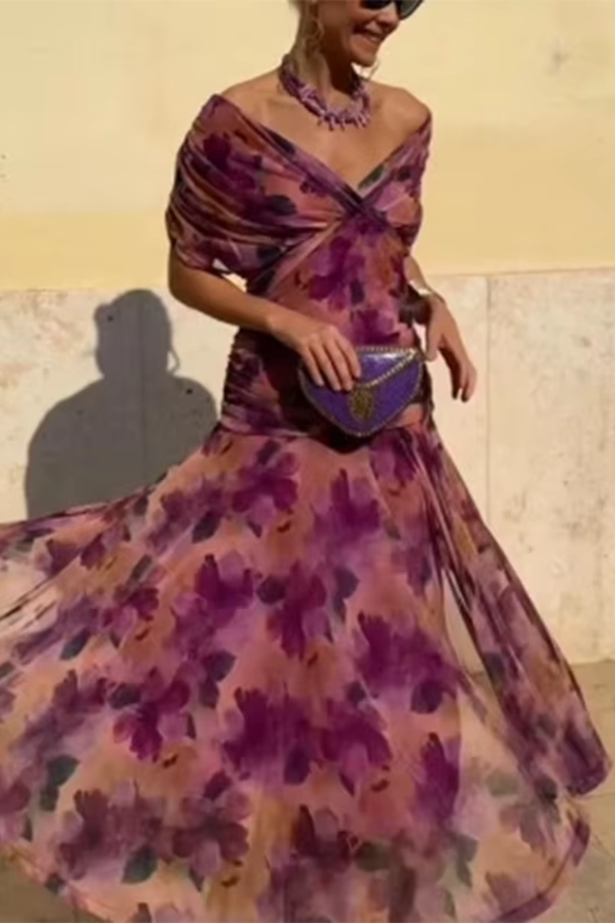 Louise™ | Vestido Largo de Fiesta con Escote en V y Elegancia Atemporal