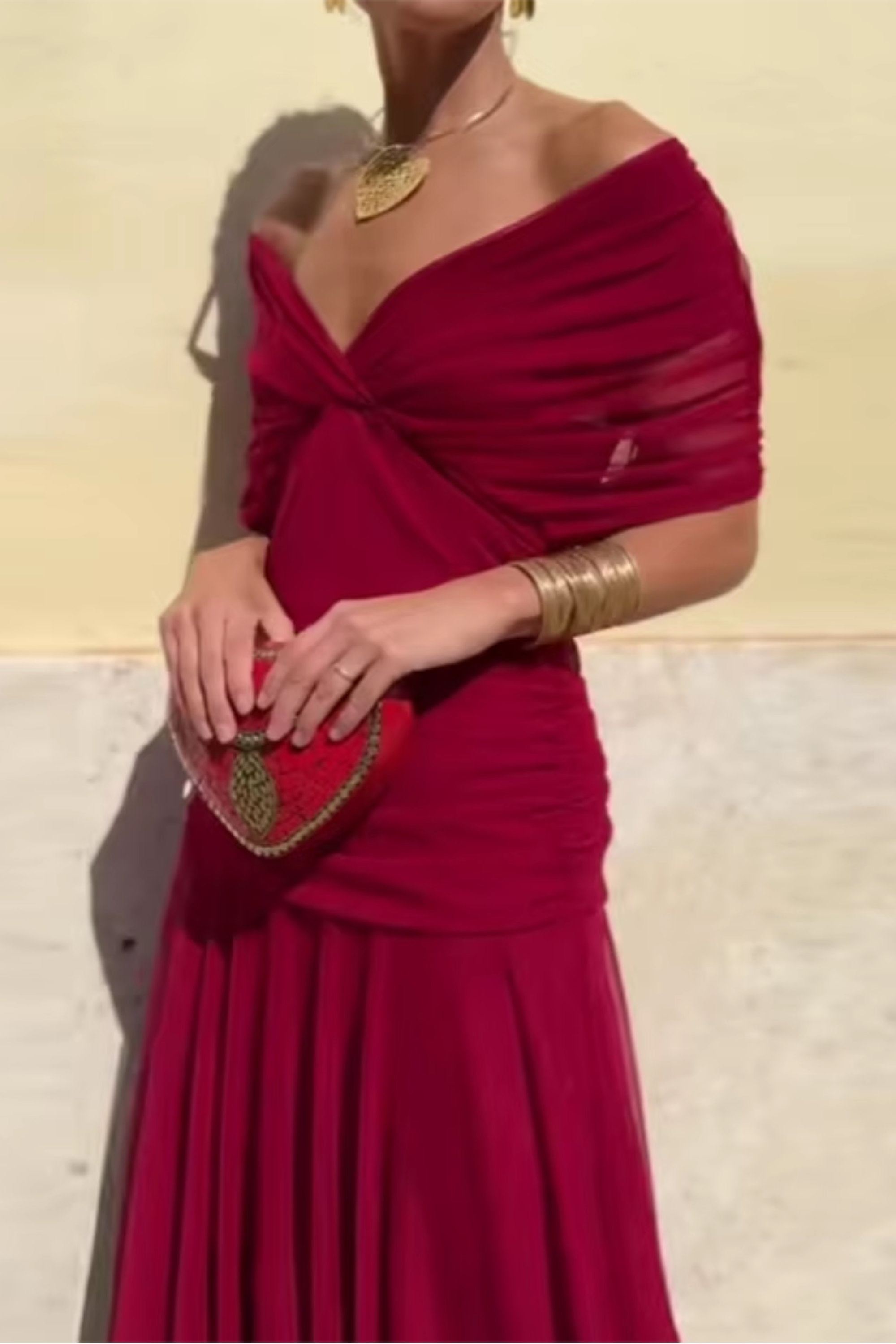 Louise™ | Vestido Largo de Fiesta con Escote en V y Elegancia Atemporal